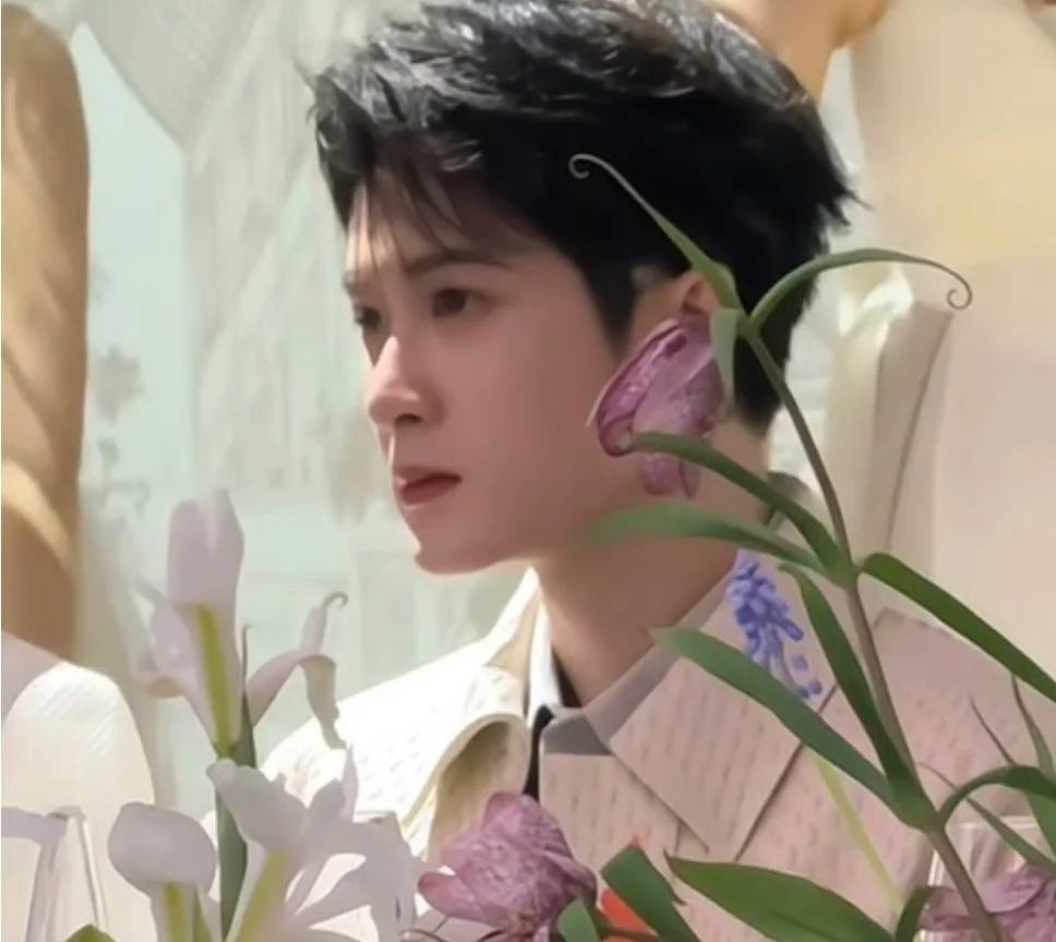 Anh ấy nói… He&nbsp;said…