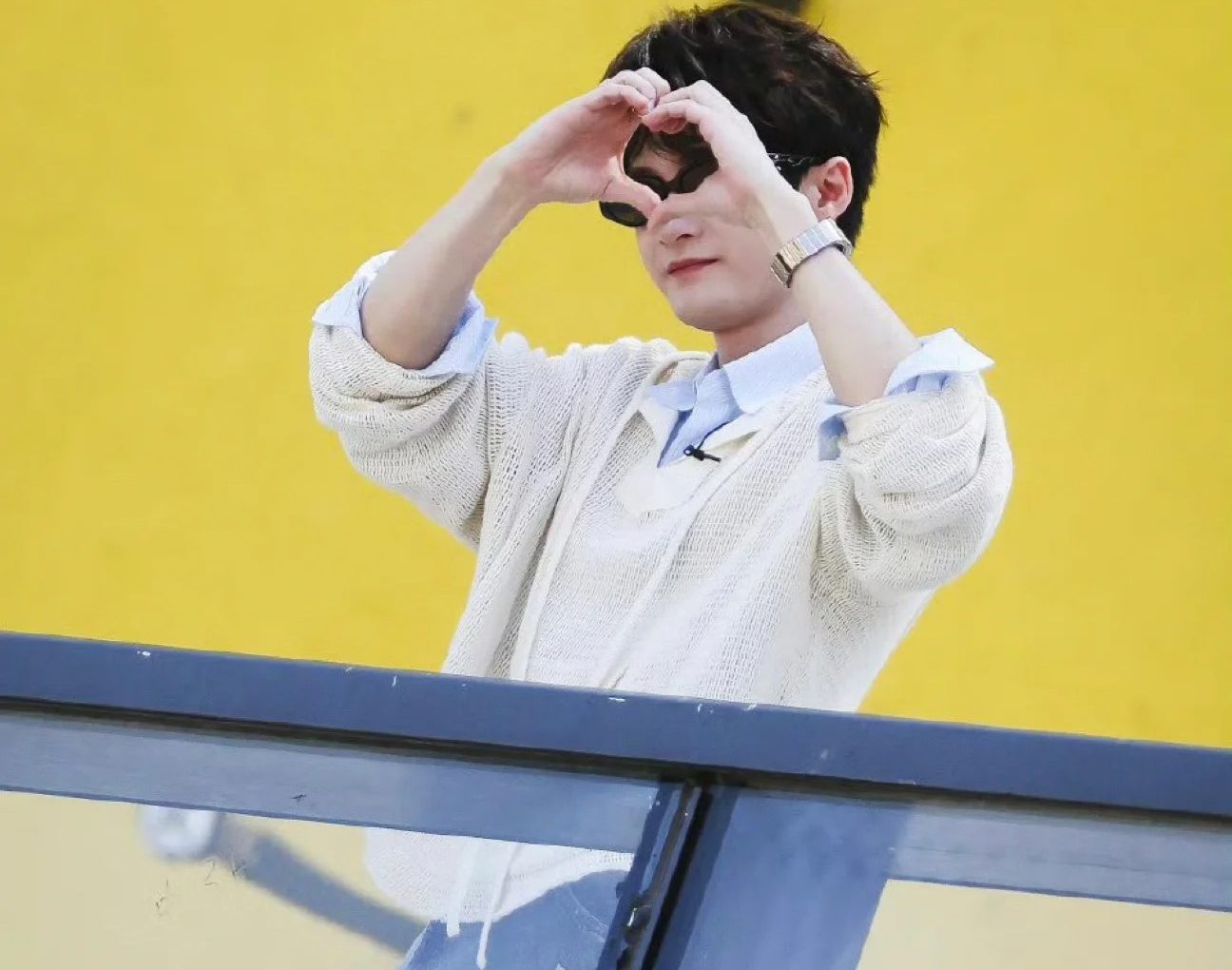 Tiếp ứng Hi6 – cut