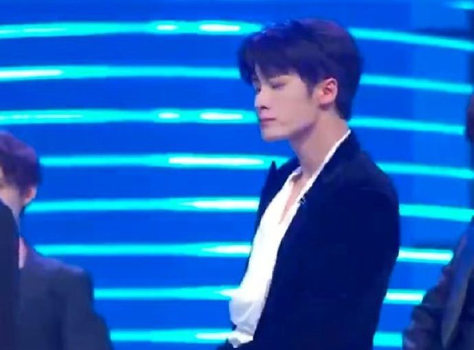 Vũ điệu Đàn Kiện Thứ – Tan Jianci’s dance- Hi6 EP 0830