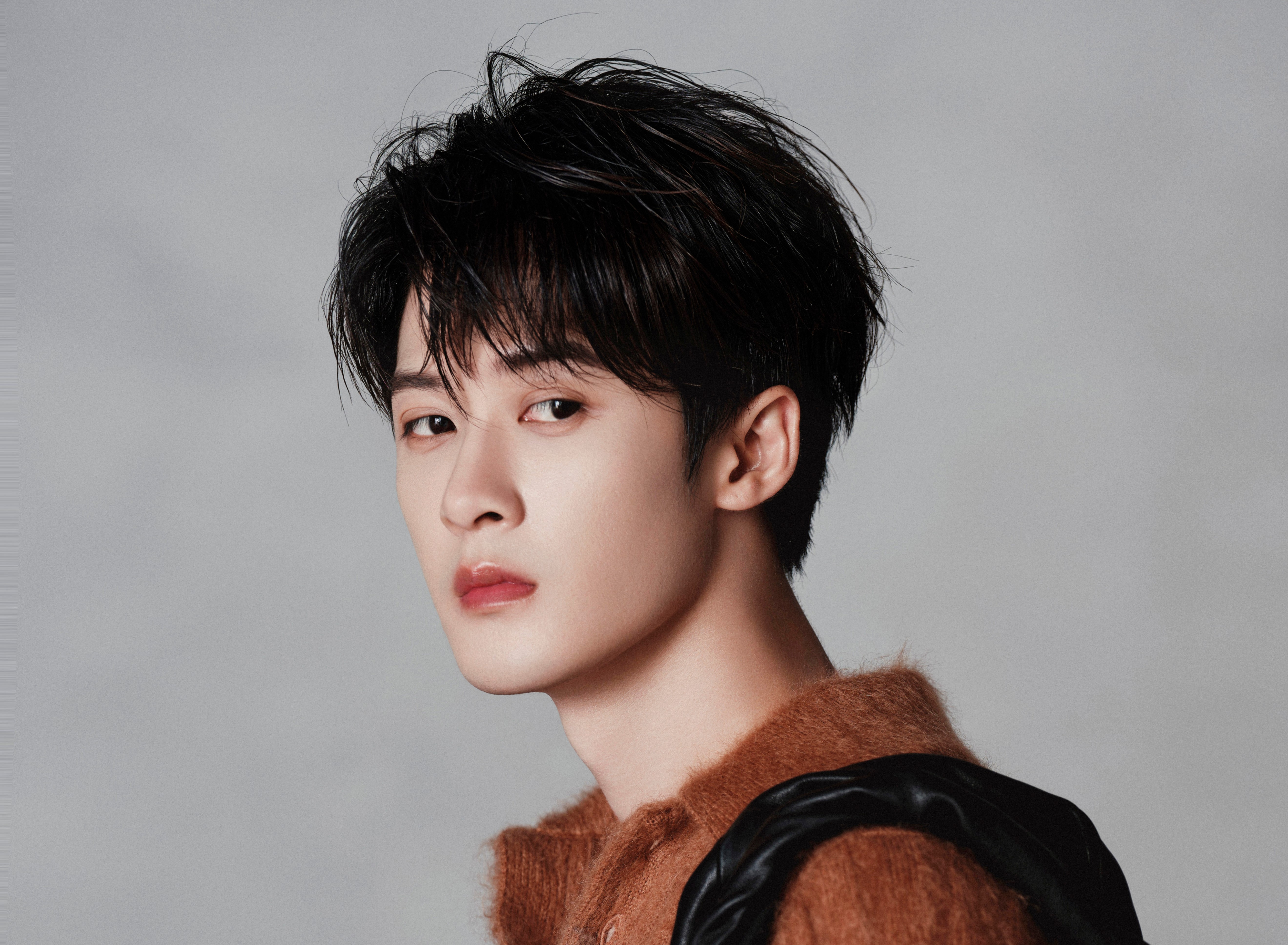 Fendi Thu Đông 25 – FendiFW25 – FENDI Spy bag