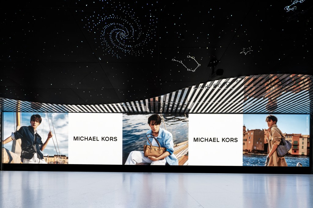 Quảng cáo màn hình lớn MK –&nbsp;Xuân/Hè