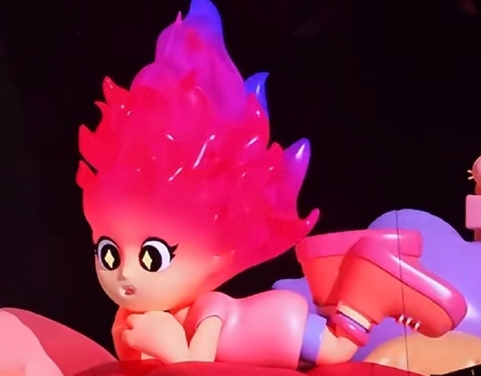 Lại một năm nữa cùng với nhau – Another year has passed in Da House.